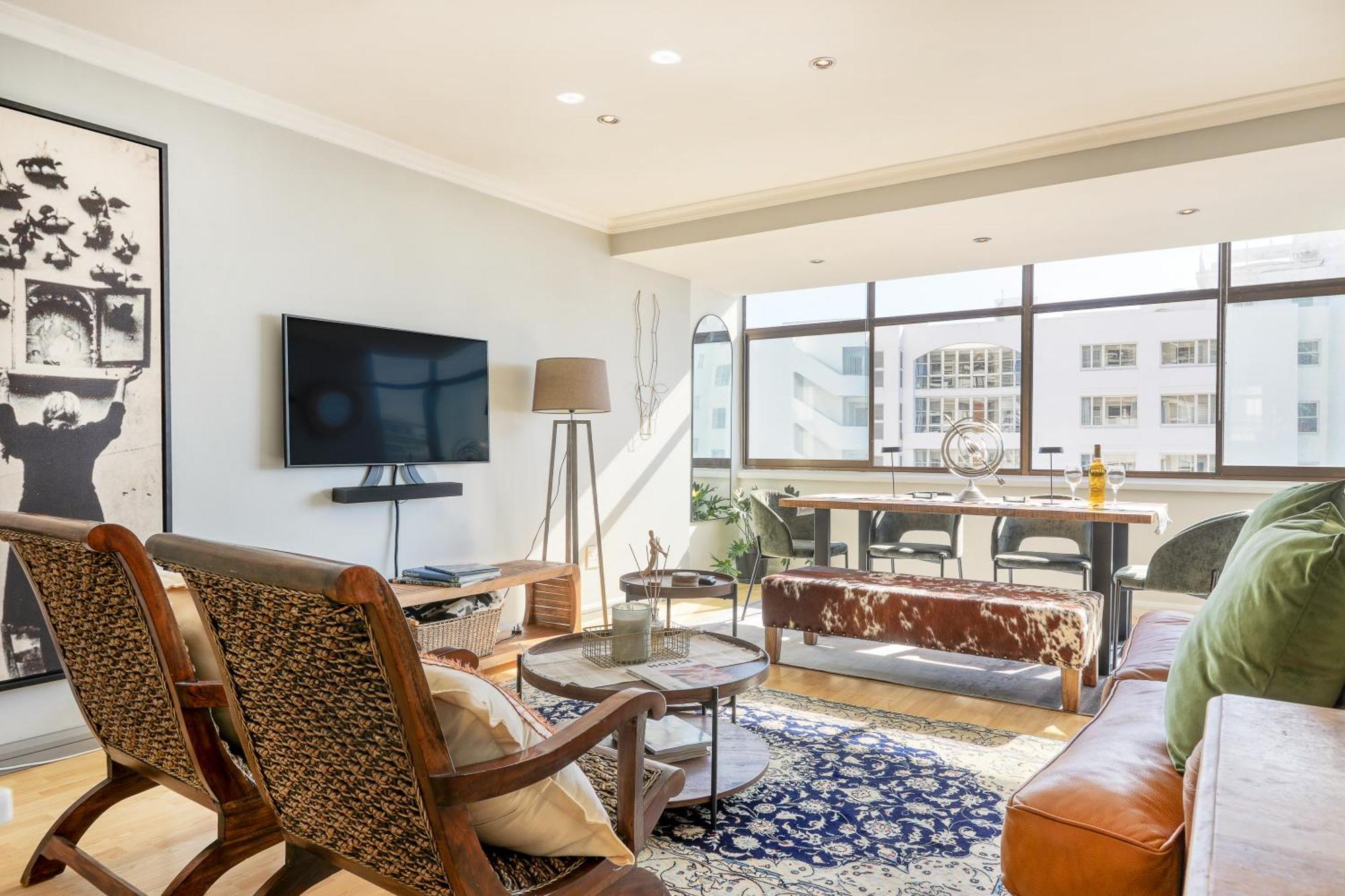 Backup-Powered Bantry Bay View 2 Bed Apartment Кейптаун Экстерьер фото