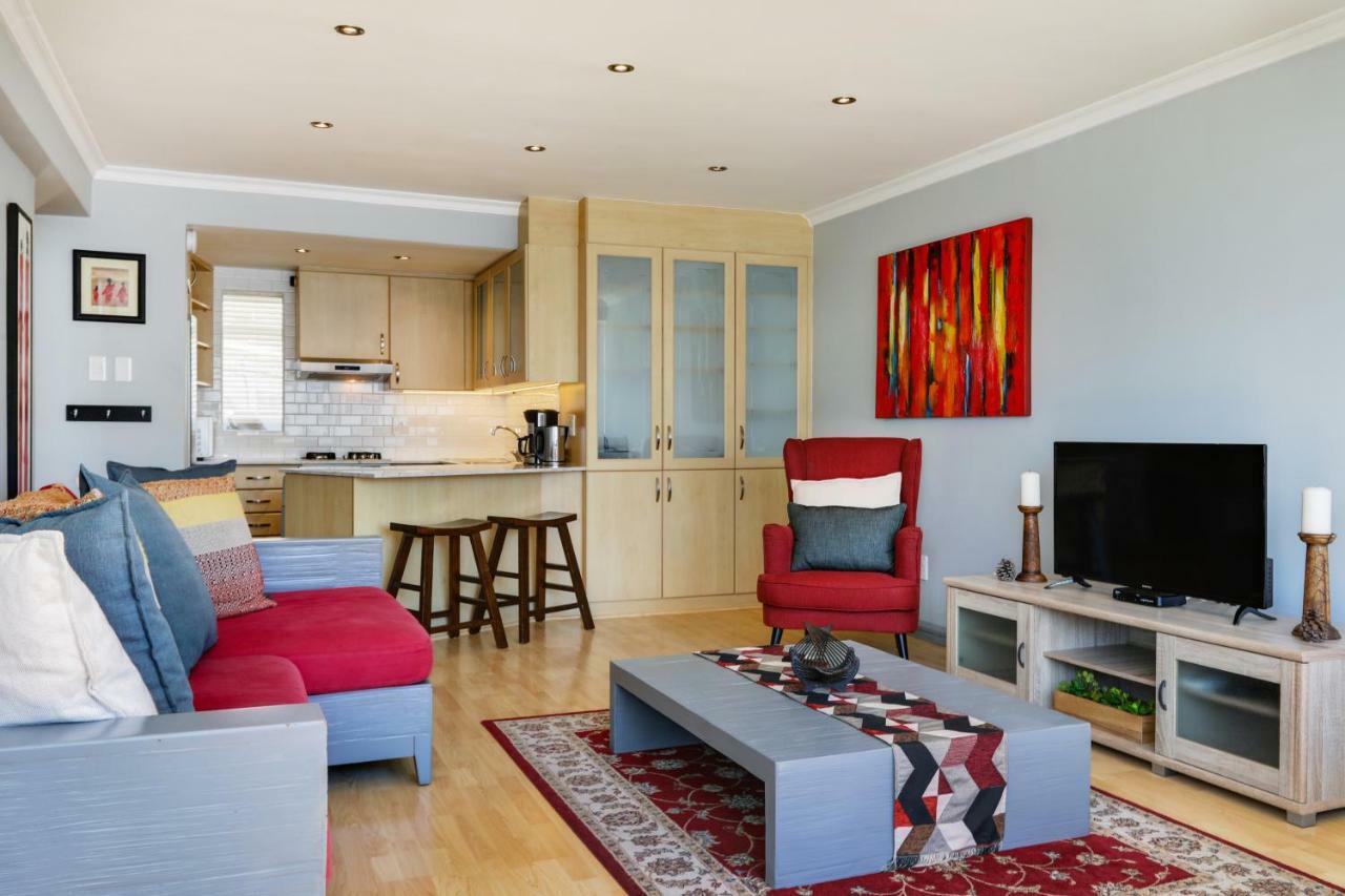 Backup-Powered Bantry Bay View 2 Bed Apartment Кейптаун Экстерьер фото