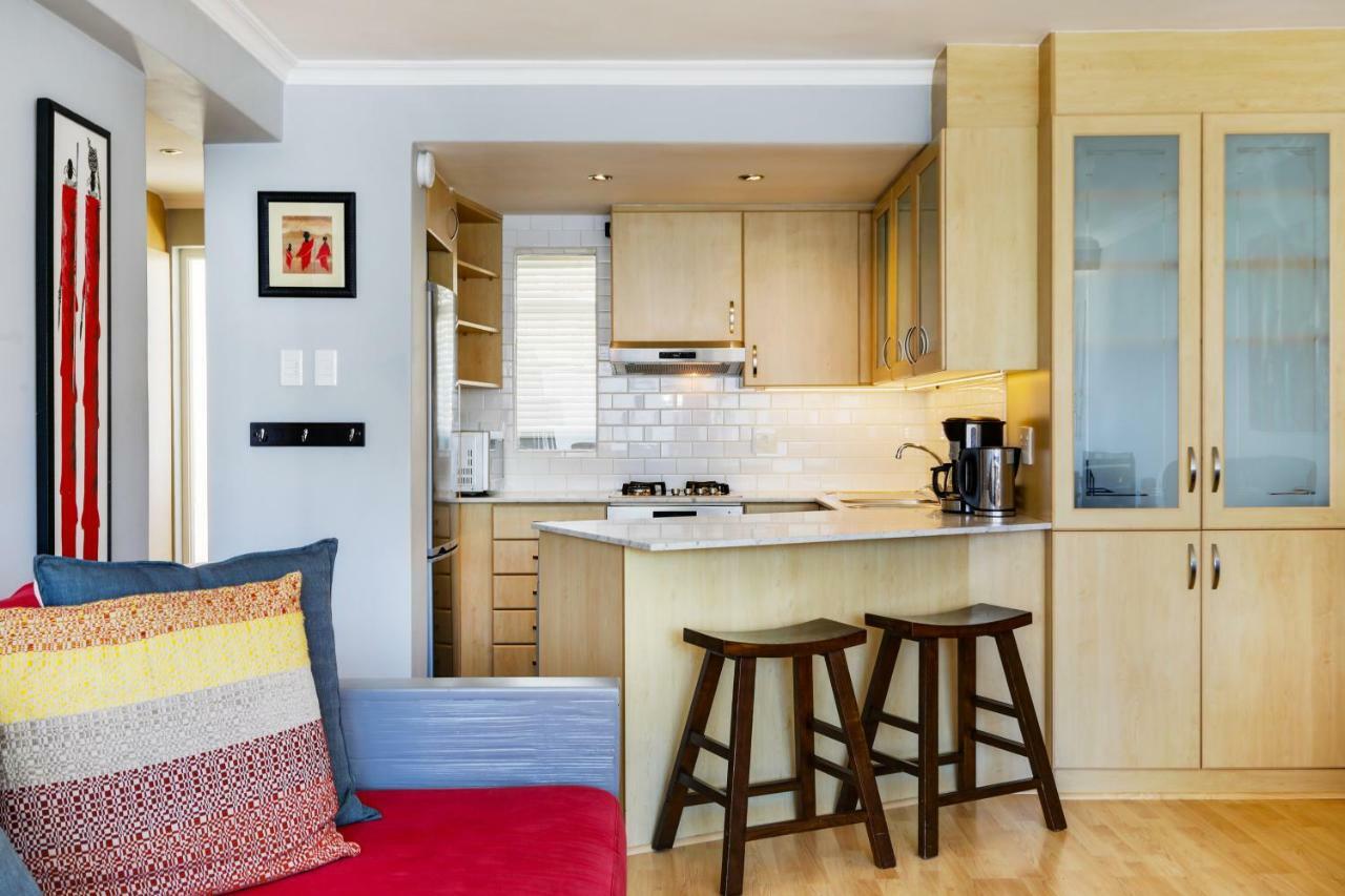 Backup-Powered Bantry Bay View 2 Bed Apartment Кейптаун Экстерьер фото